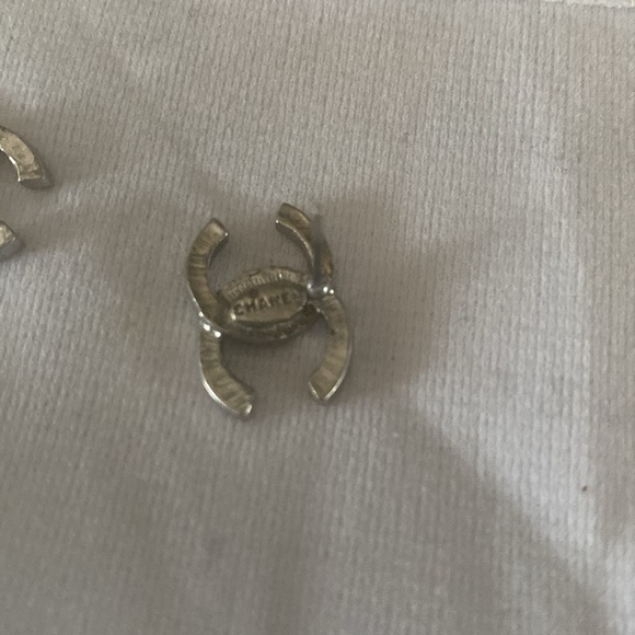 Chanel CC Earrings - Picture 4 of 7